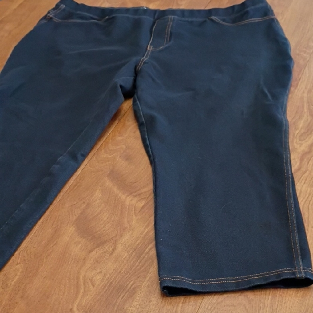 Source Unknown Women's Pull On Cropped Jeans - Dark Blue